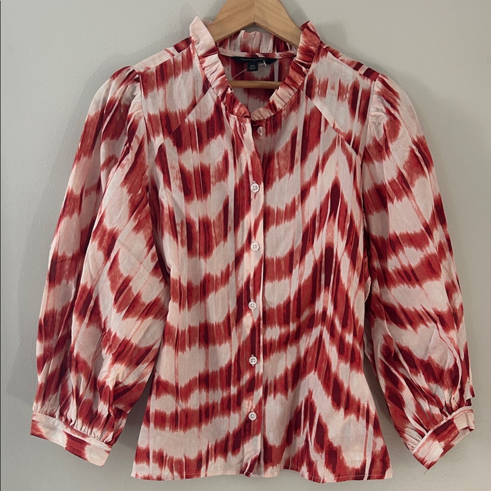 NWT Banana Republic Rusty red/orange and cream patterned blouse